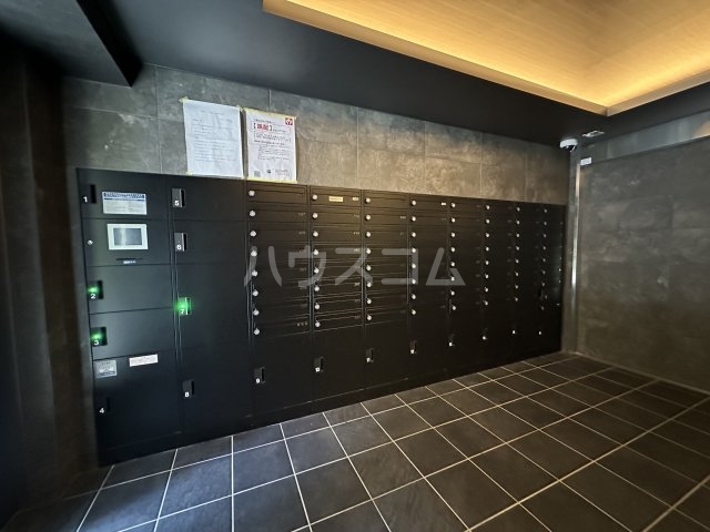 2/3 エントランス