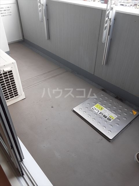 21/30 バルコニー