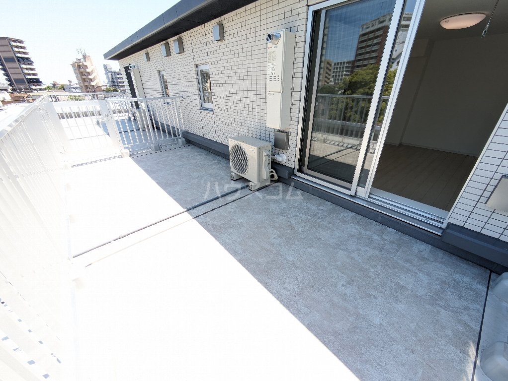 17/30 バルコニー