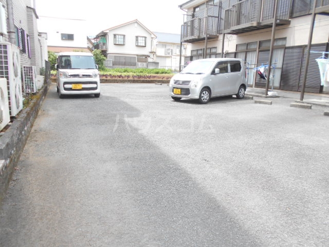 25/30 駐車場