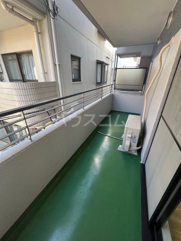 27/30 バルコニー