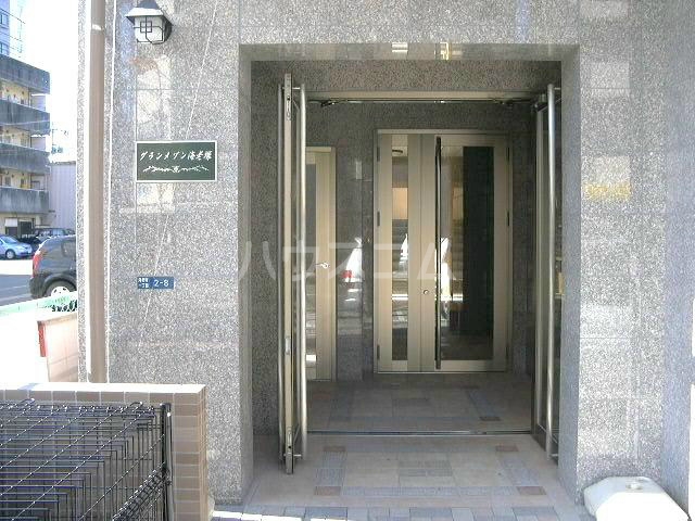 19/29 エントランス