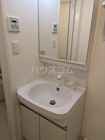 15/30 洗面
