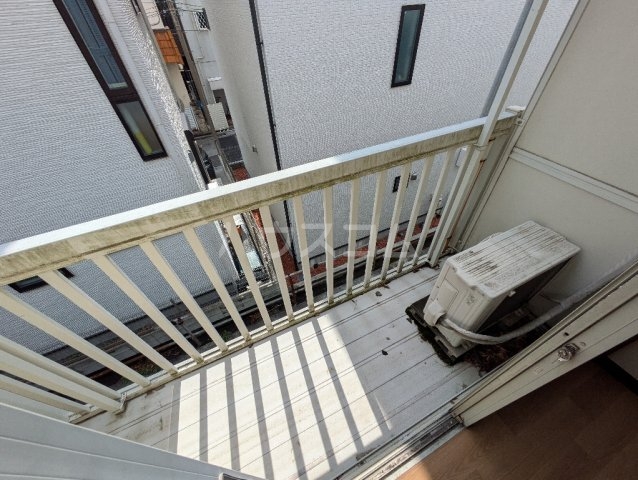 16/28 バルコニー