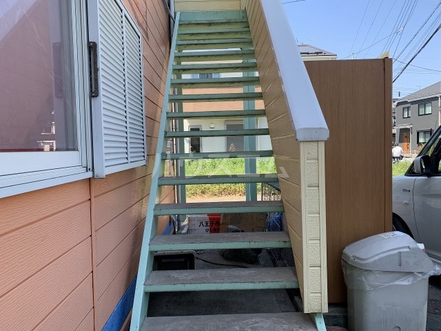 26/30 エントランス