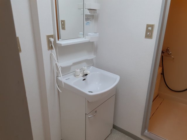 15/30 洗面