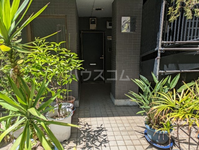 20/24 エントランス