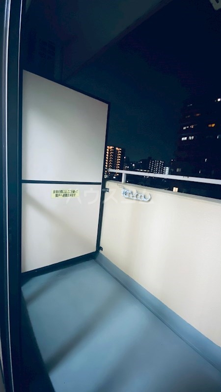 13/19 バルコニー