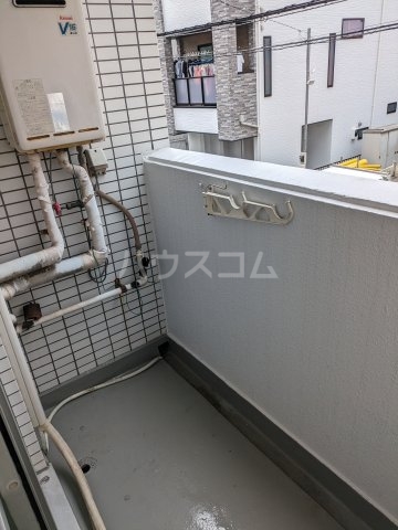 13/18 バルコニー