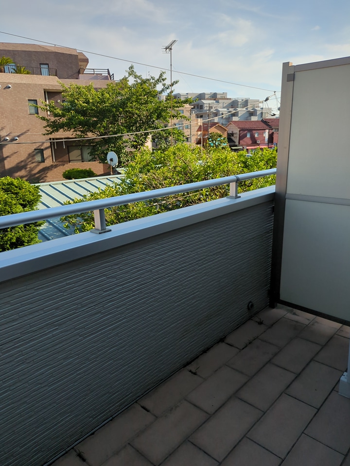 18/25 バルコニー