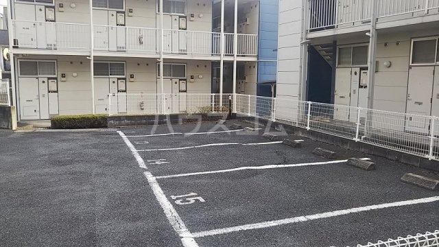 19/19 駐車場