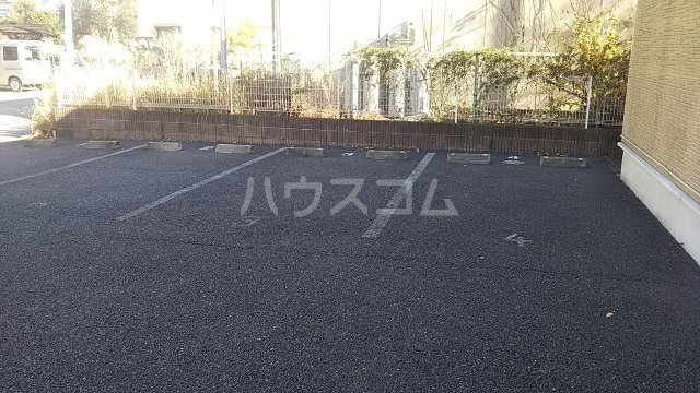 16/26 駐車場