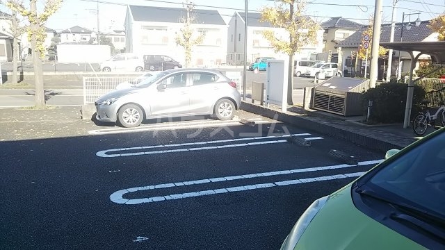 15/16 駐車場