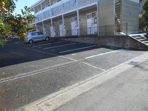 14/14 駐車場