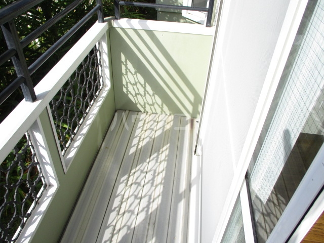 16/22 バルコニー