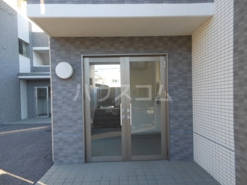 21/29 エントランス