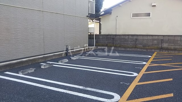 16/26 駐車場