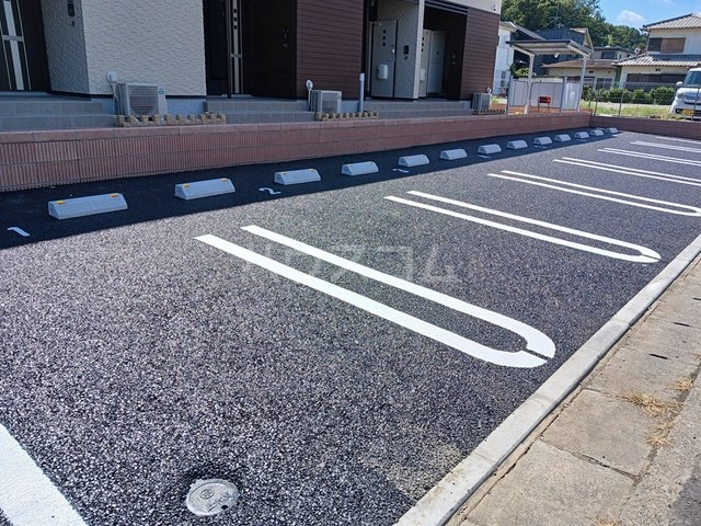 2/17 駐車場