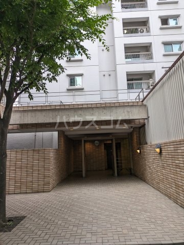 29/30 エントランス