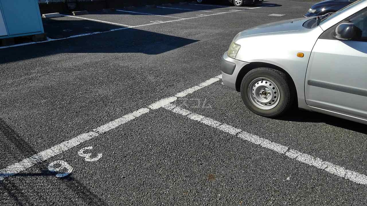 2/2 駐車場