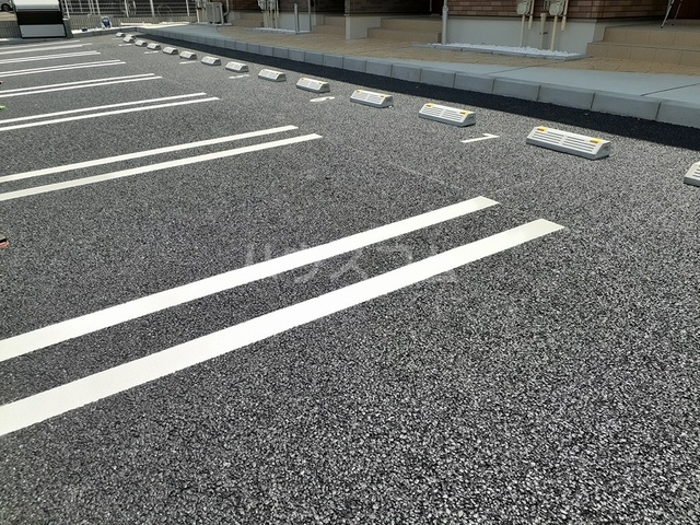 14/20 駐車場