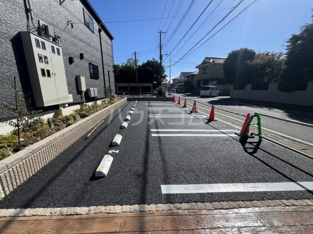2/3 駐車場