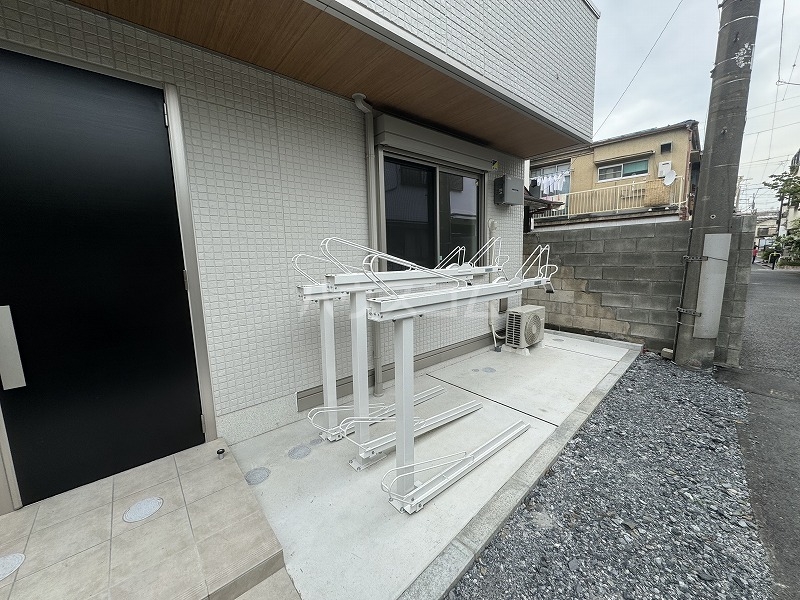 18/21 駐車場
