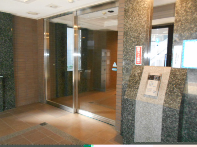 2/11 エントランス