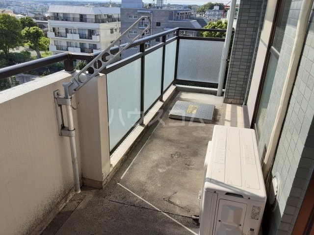 21/30 バルコニー