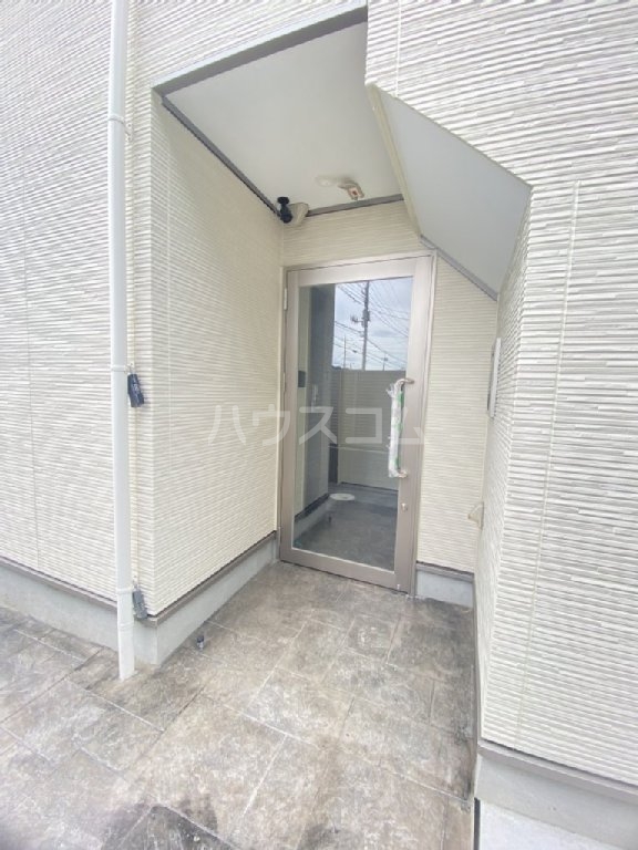 3/4 エントランス