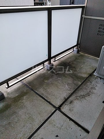 19/30 バルコニー