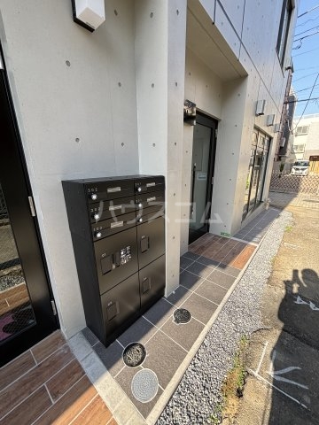 20/28 エントランス