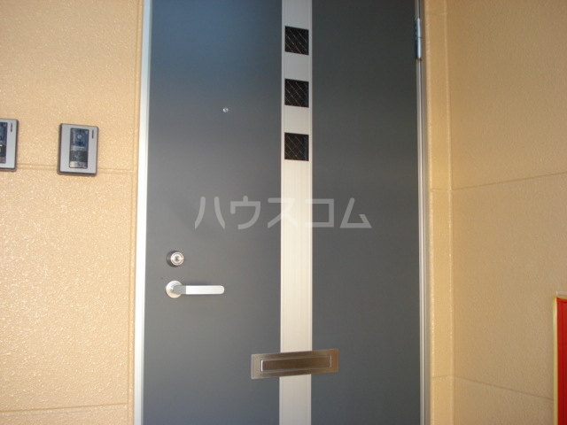 3/4 エントランス