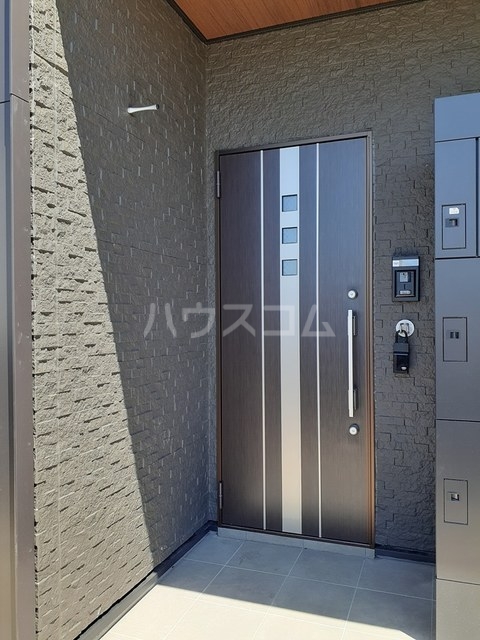 14/21 エントランス