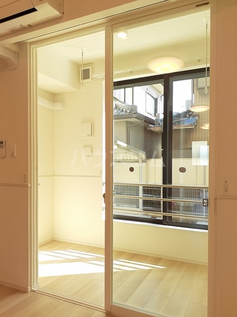 14/22 バルコニー