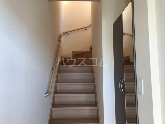 16/26 エントランス