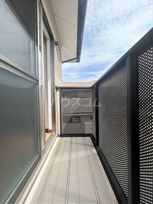 15/27 バルコニー