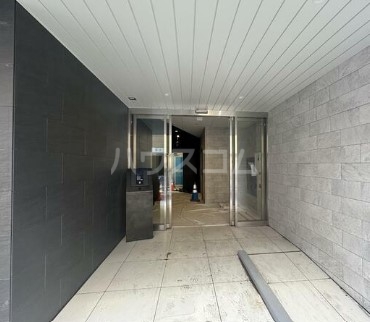 2/3 エントランス