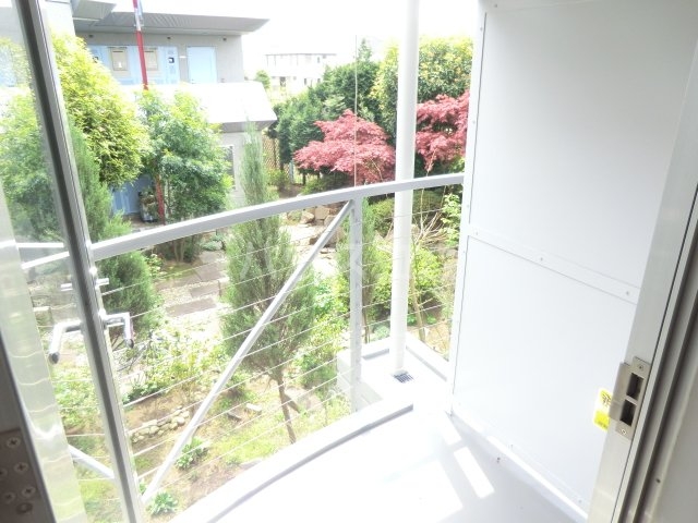 21/30 バルコニー