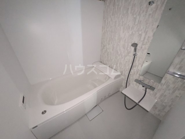 14/30 浴室