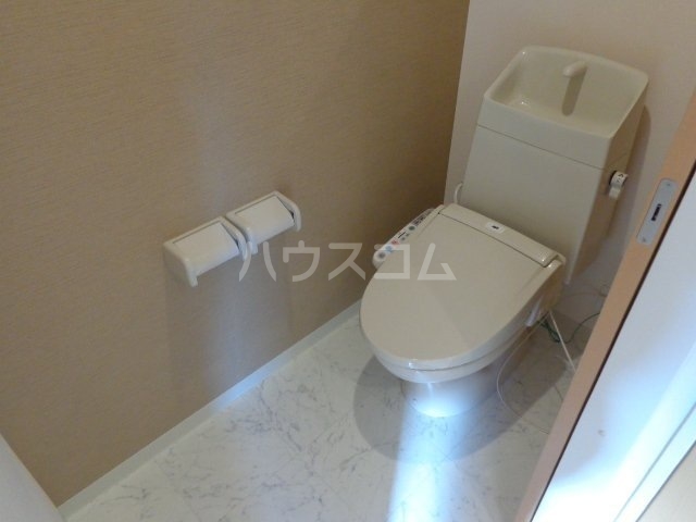 13/30 トイレ