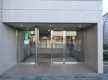 29/30 エントランス