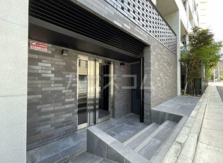 2/3 エントランス