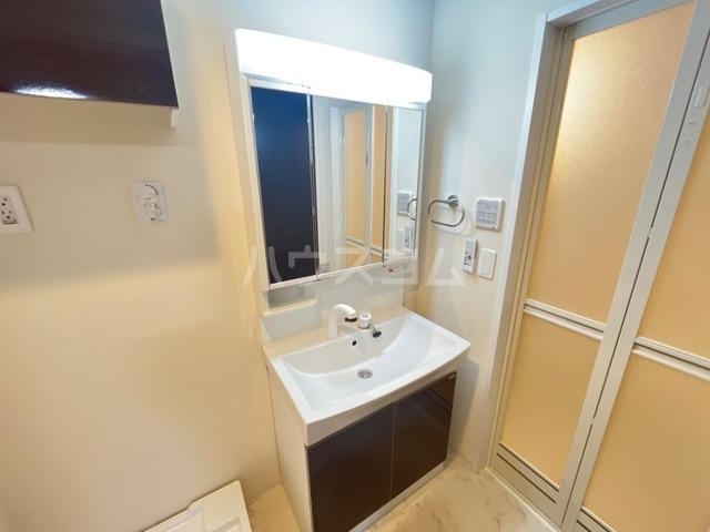 14/30 洗面