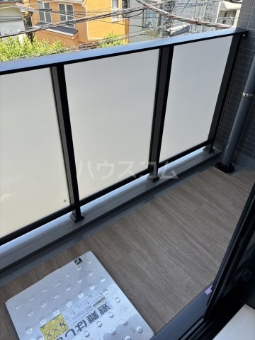 20/30 バルコニー