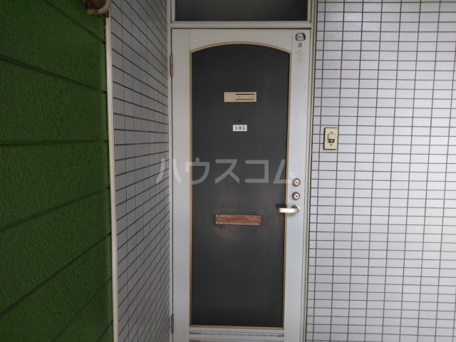 20/24 エントランス