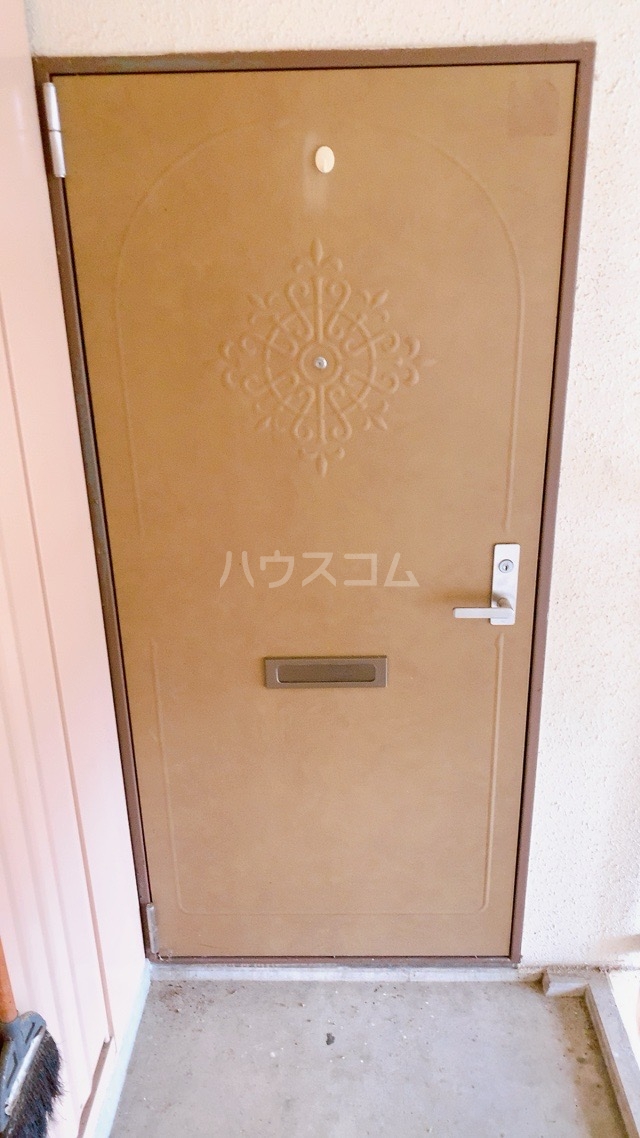 14/30 玄関
