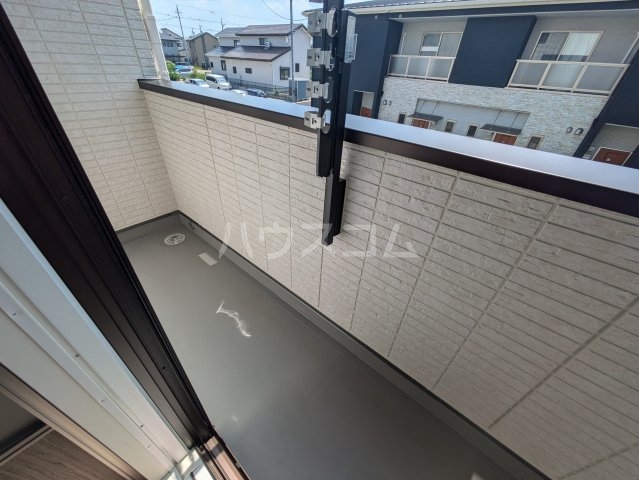 20/30 バルコニー