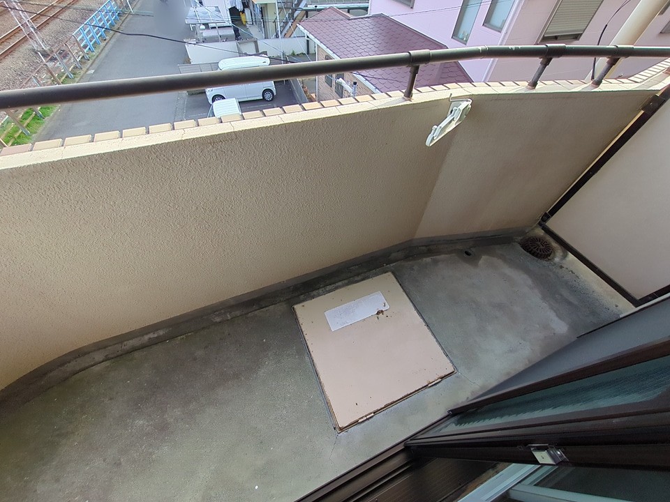 18/30 バルコニー