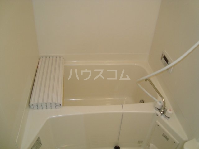 13/30 浴室